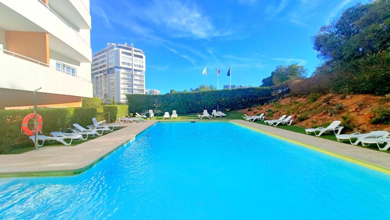 Flamingo View - Pool + Wifi + Ac Appartement Portimão Buitenkant foto